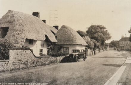 Iron Latch Cottage, High Street - thumbnail image