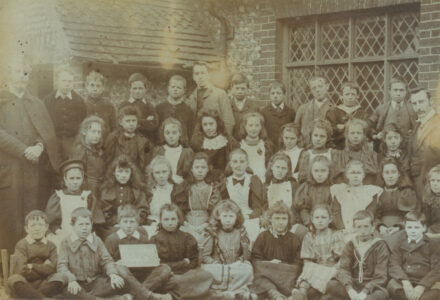Group of boys and girls - thumbnail image