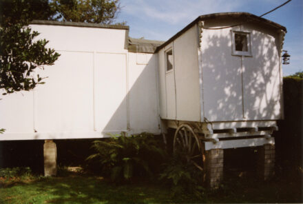 Railway Carriage house - thumbnail image