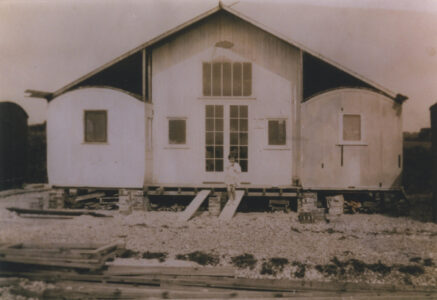 Railway carriage home - thumbnail image