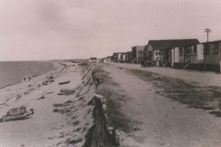 Chalets along cliff top at West Beach - thumbnail image