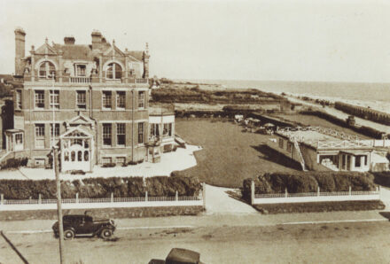 Marine Hotel and Marine beach - thumbnail image