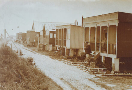 Railway carriage houses - thumbnail image