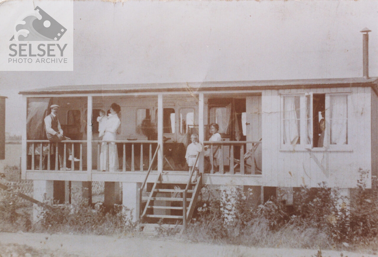 Converted railway carriage home - featured image