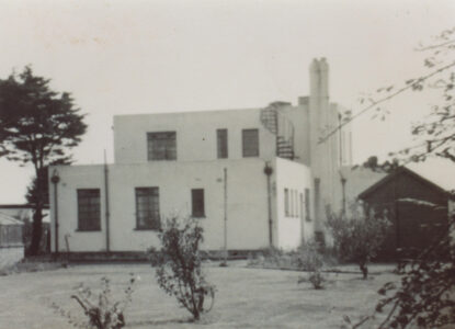 Two Gates, Park Lane - thumbnail image
