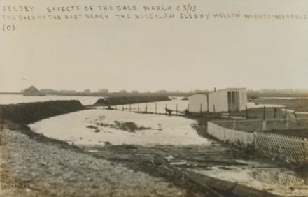 Selsey: Bungalow Sleepy Hollow East Beach - thumbnail image