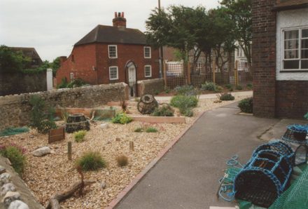 Selsey: Medmerry School grounds - thumbnail image