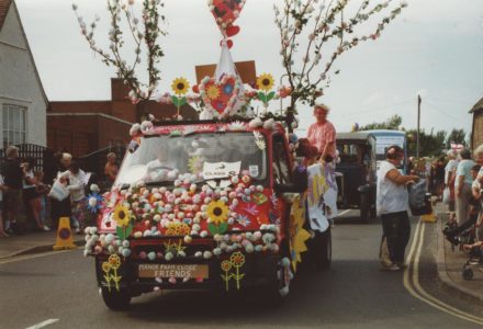 Selsey: Carnival - thumbnail image