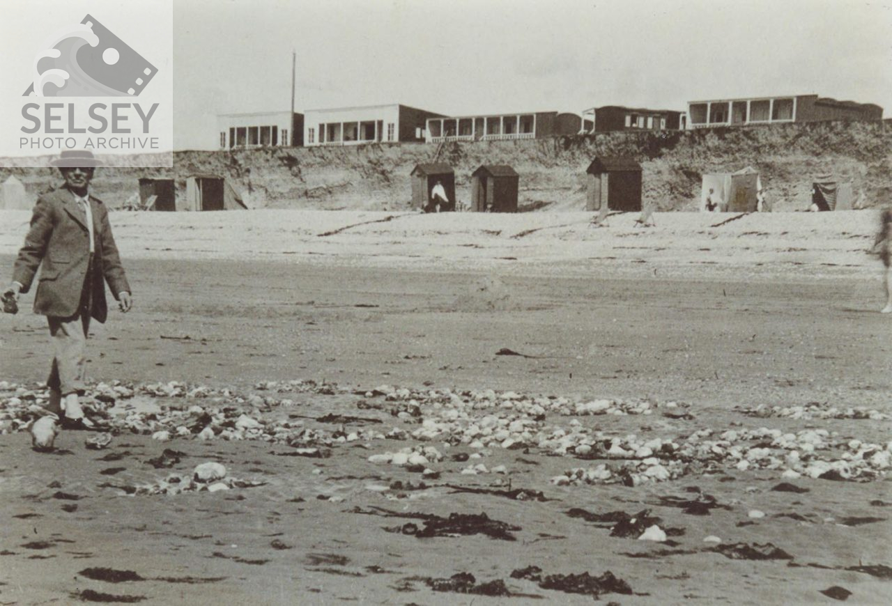 Selsey: West Sands beach - featured image