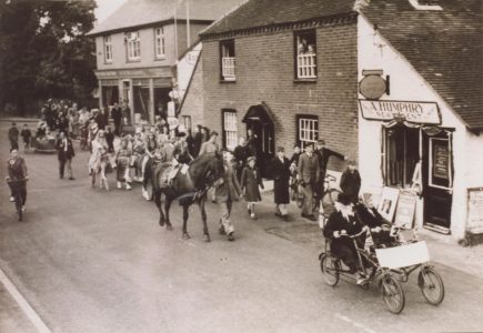 Selsey: Carnival - thumbnail image