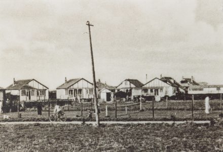 Selsey: Park Crescent, East Beach and tennis court - thumbnail image