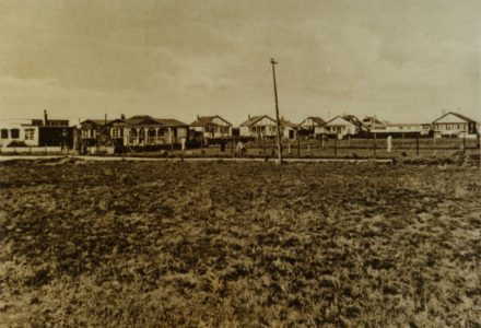 Selsey: Bungalows and tennis courts on East Beach - thumbnail image