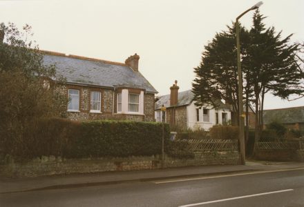 Selsey: High Street looking east - thumbnail image