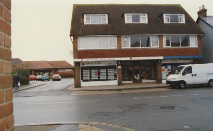 Selsey: Shops and estate agents - thumbnail image