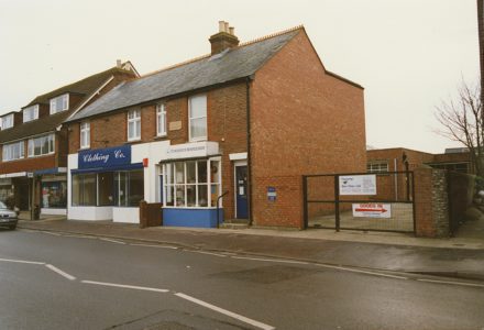 Selsey: Group of shops - thumbnail image