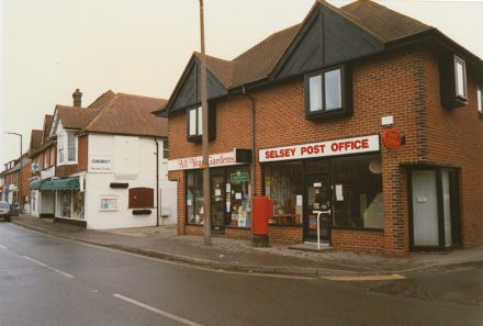 Selsey: Post Office and shops - thumbnail image