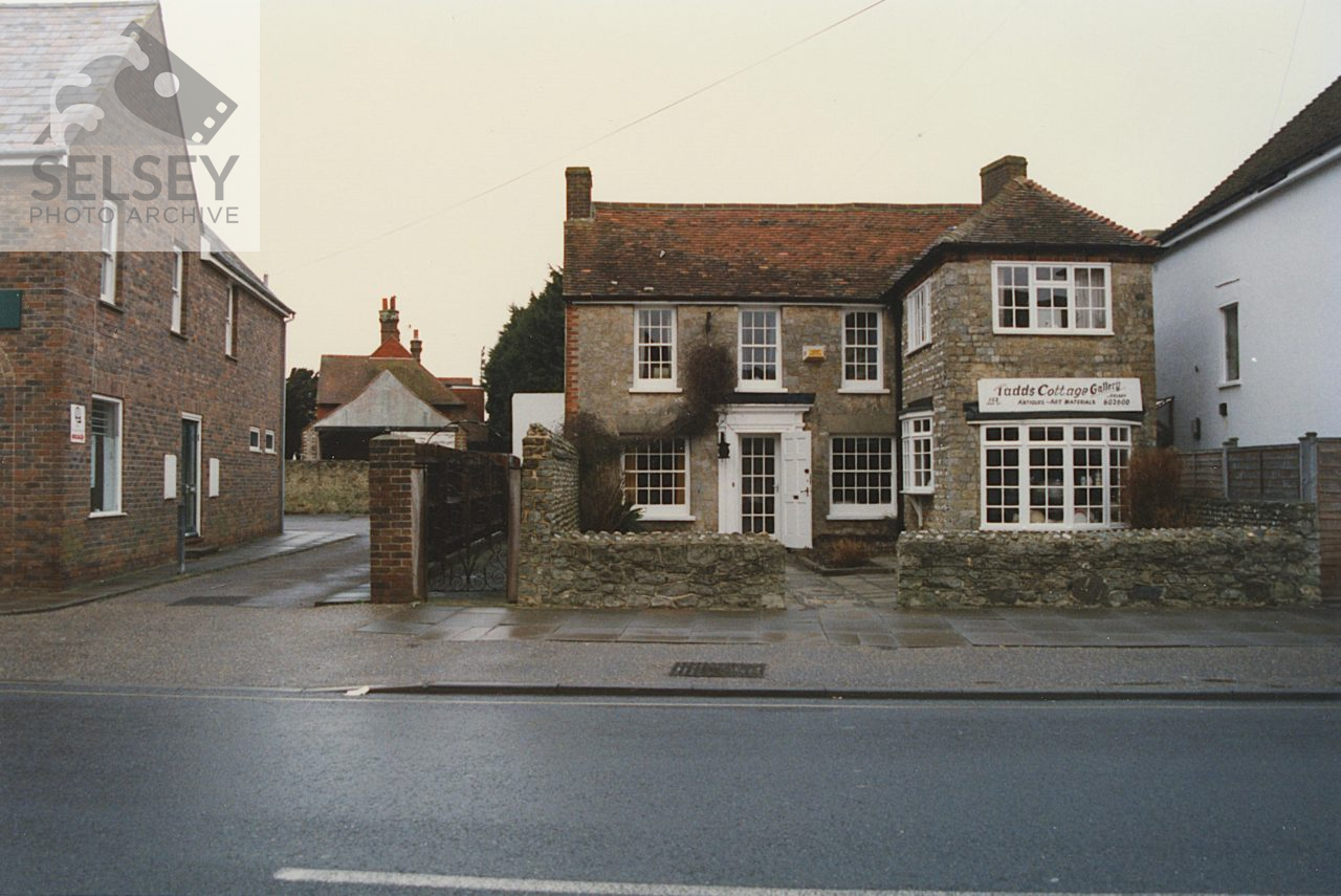 Selsey: Tadds Cottage - featured image