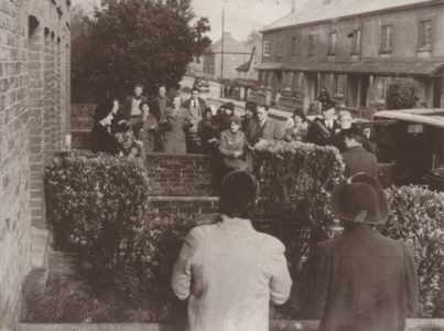 Queen Elizabeth, wife of GeorgeVI, leaving  number 21, North Road. - thumbnail image